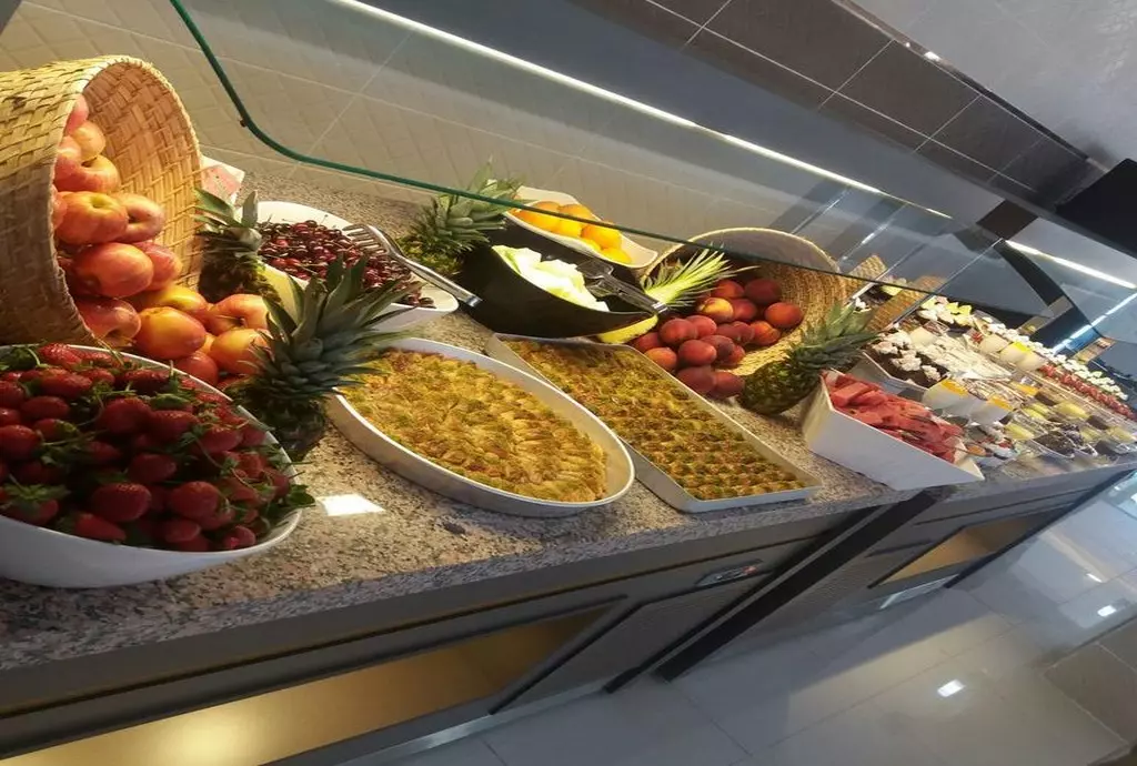 hotel ayma beach resort kusadasi_shabavizparvaz_03.jpg